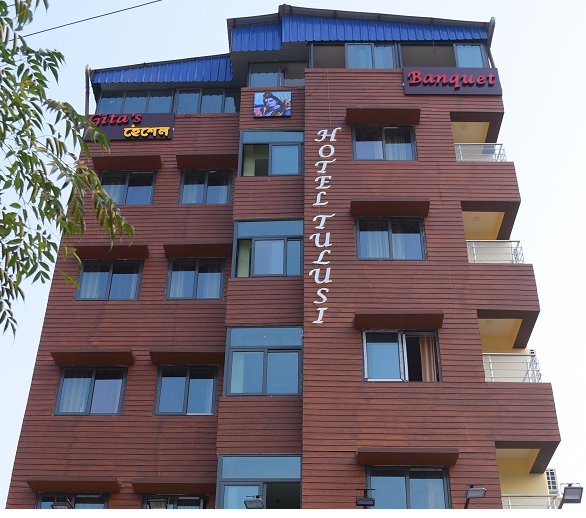 Hotel Tulusi Inn exterior